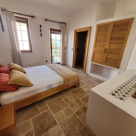 Guest house Alchemy *